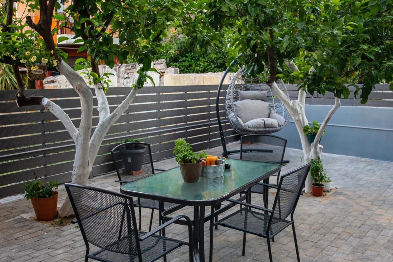 Lemon Garden Stylish Private Apartment Kalamata Ngoại thất bức ảnh